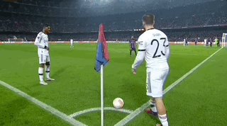 电竞比分网-【欧联杯】拉菲传射，拉师傅破门造乌龙，巴萨2-2曼联